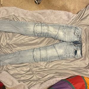 Mens slim jeans. Brand: Nova. Size: 30-32. Color: light washed blue jeans